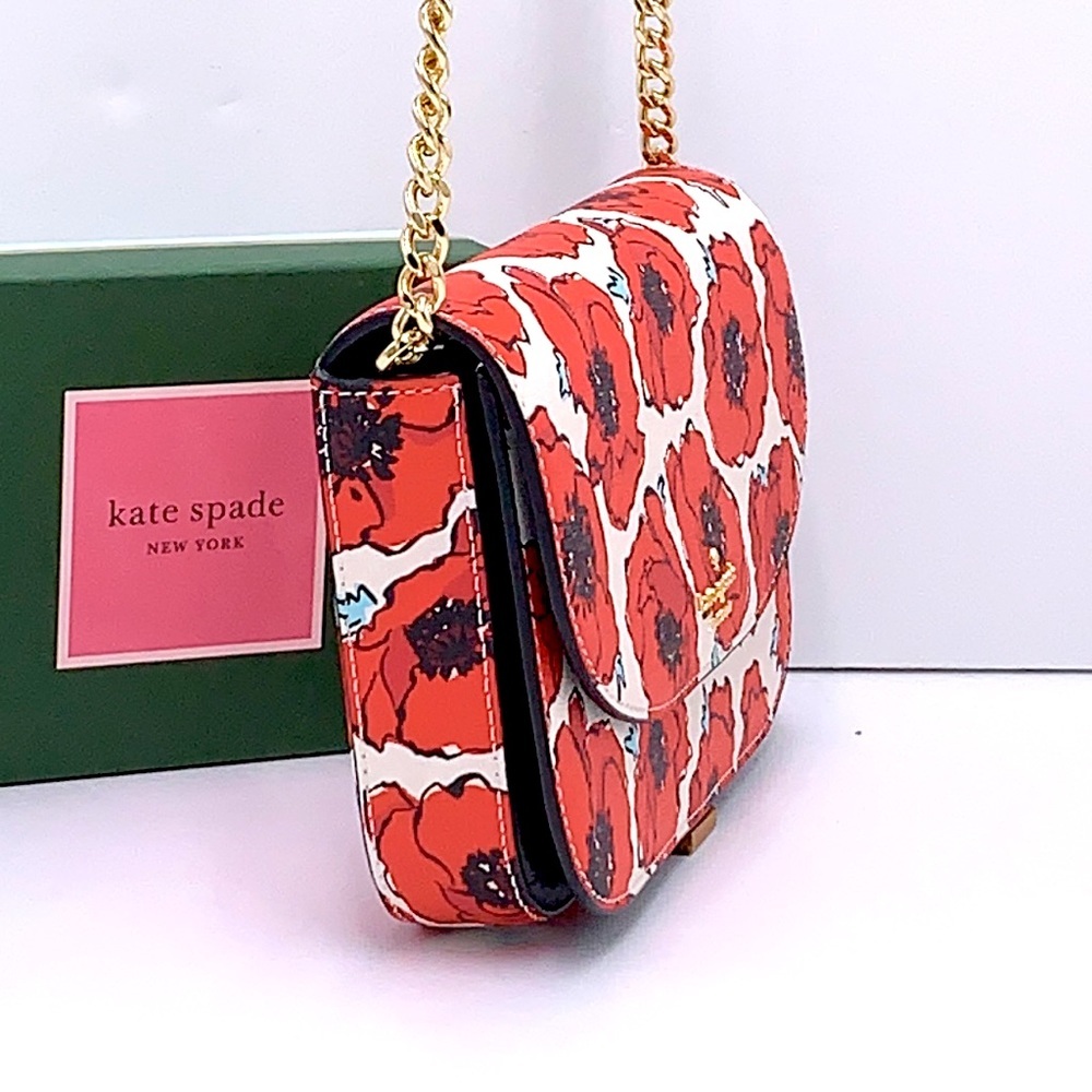 Kate Spade Kristi Poppy Printed
Flap Crossbody
Cream Multi with Light Go… - Picture 3 of 14